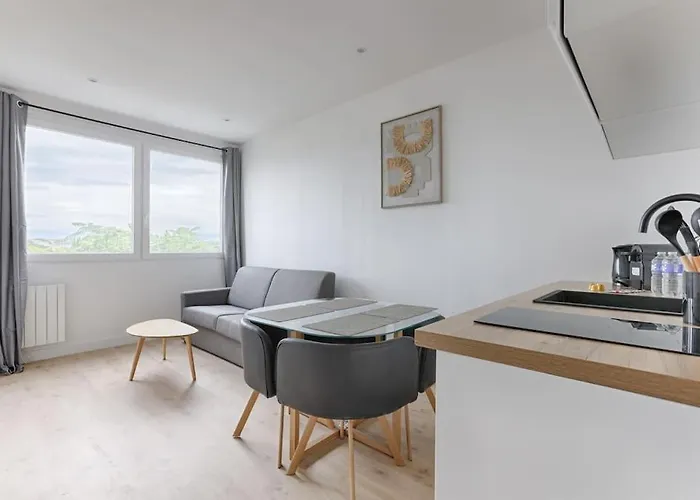 Creteil Einstein II Cosy Apartment 4P